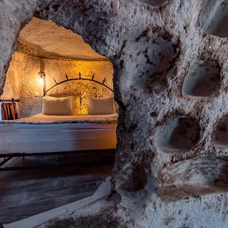 Hotell Amber Cave