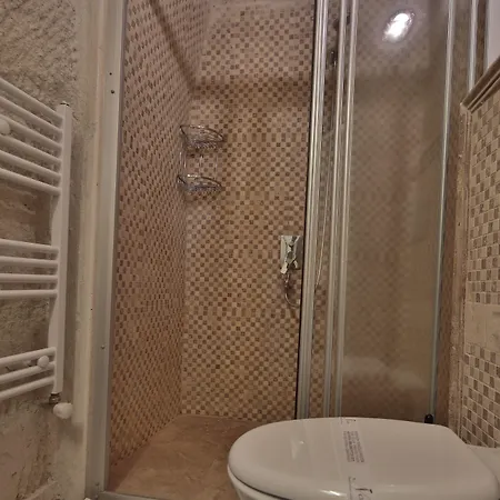 أمبير كييف سويتس غوريمِيه