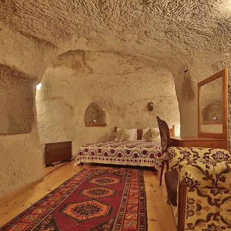 Hotell Amber Cave 3*